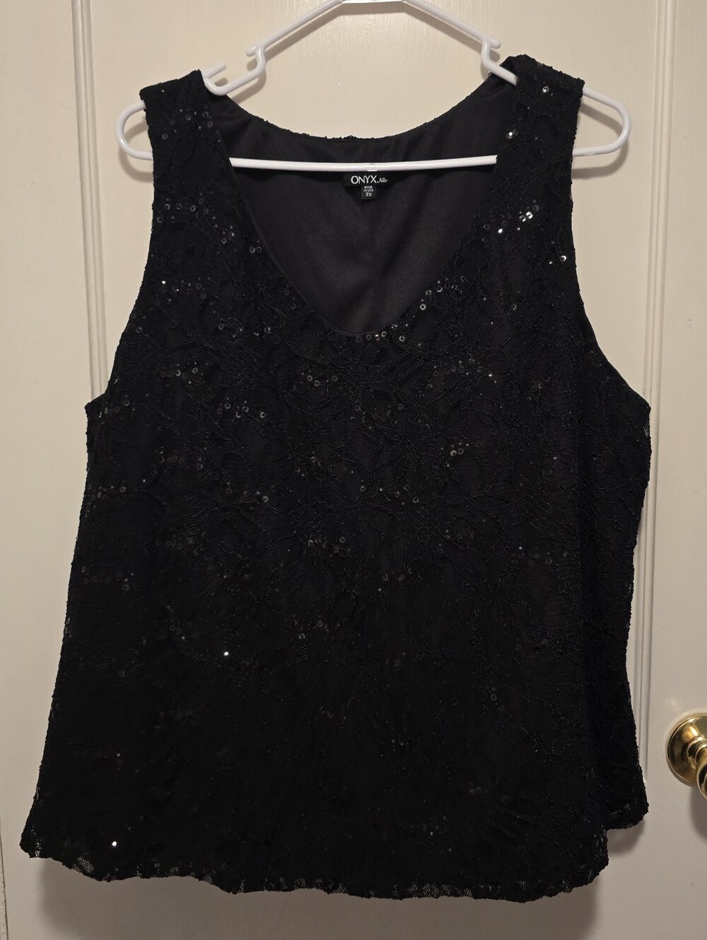 Onyx Black Sequin Lace Tank 2X Like New!